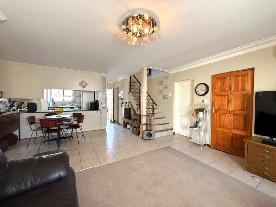 3 Bedroom Property for Sale in Universitas Free State